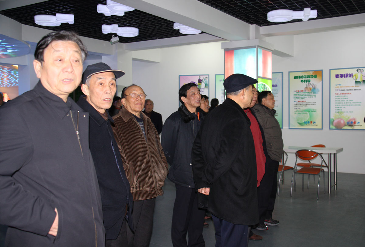 张家港市人口计生委_张家港市人口计生委举办 学习十八大 人口形势发展报告(3)