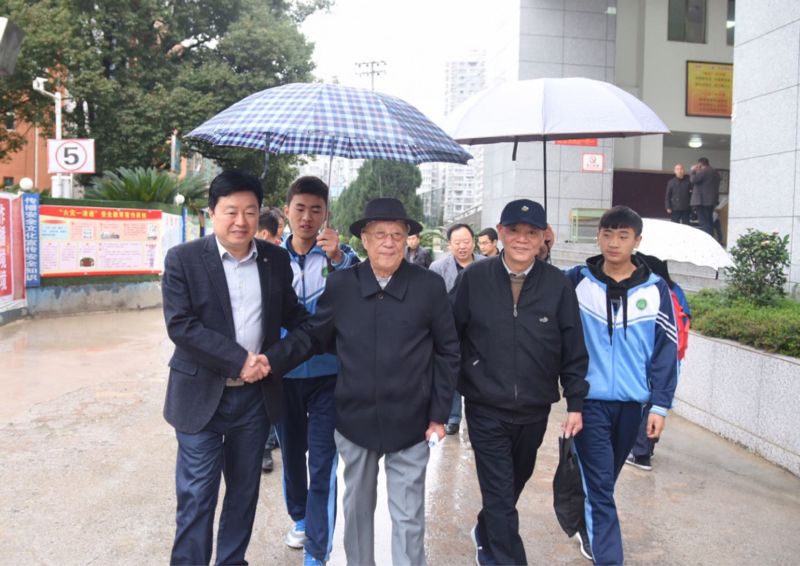 滑石乡总人口_碧江区滑石乡吴俊(3)